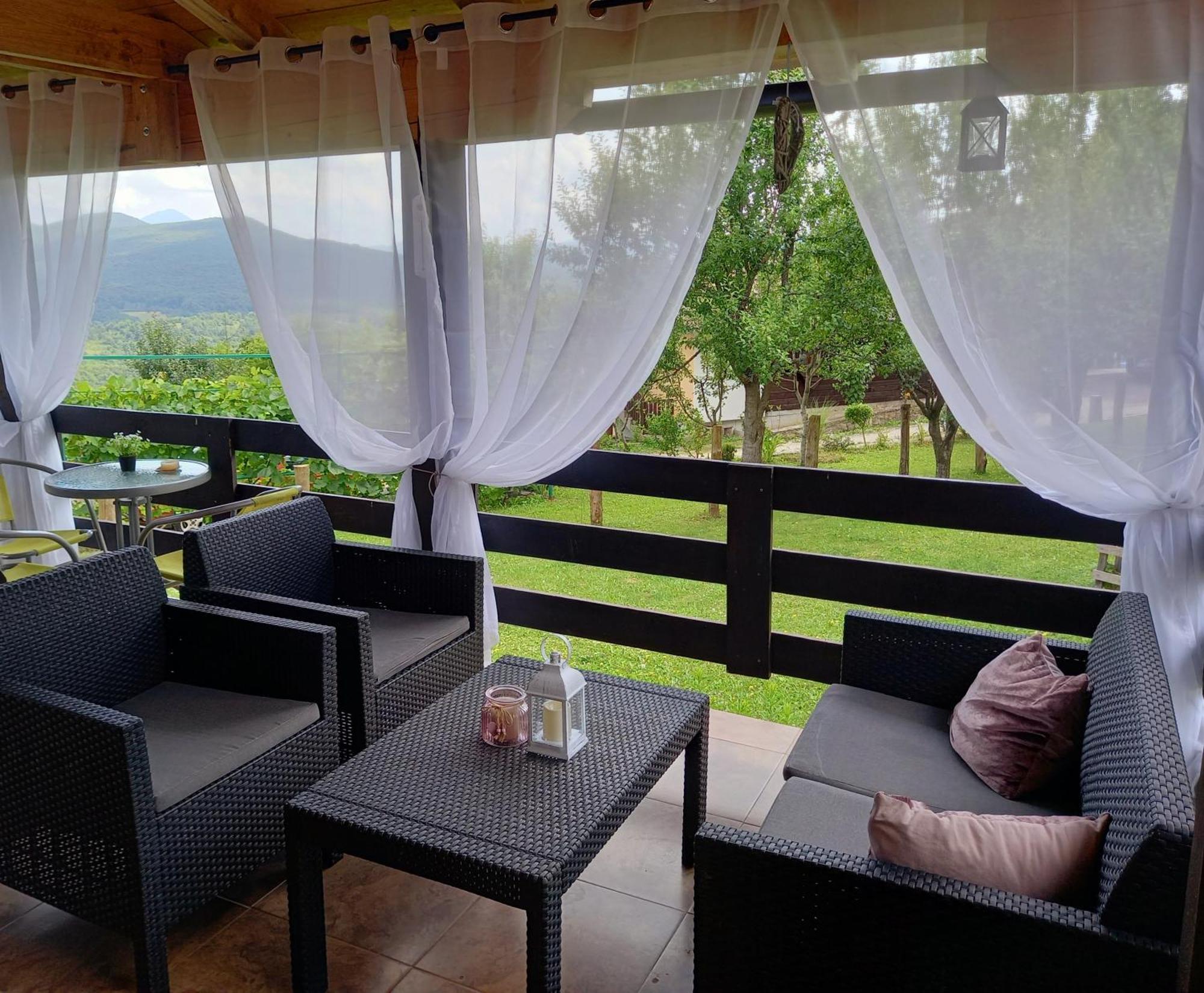 Guest House Lisina Poljanak Bagian luar foto