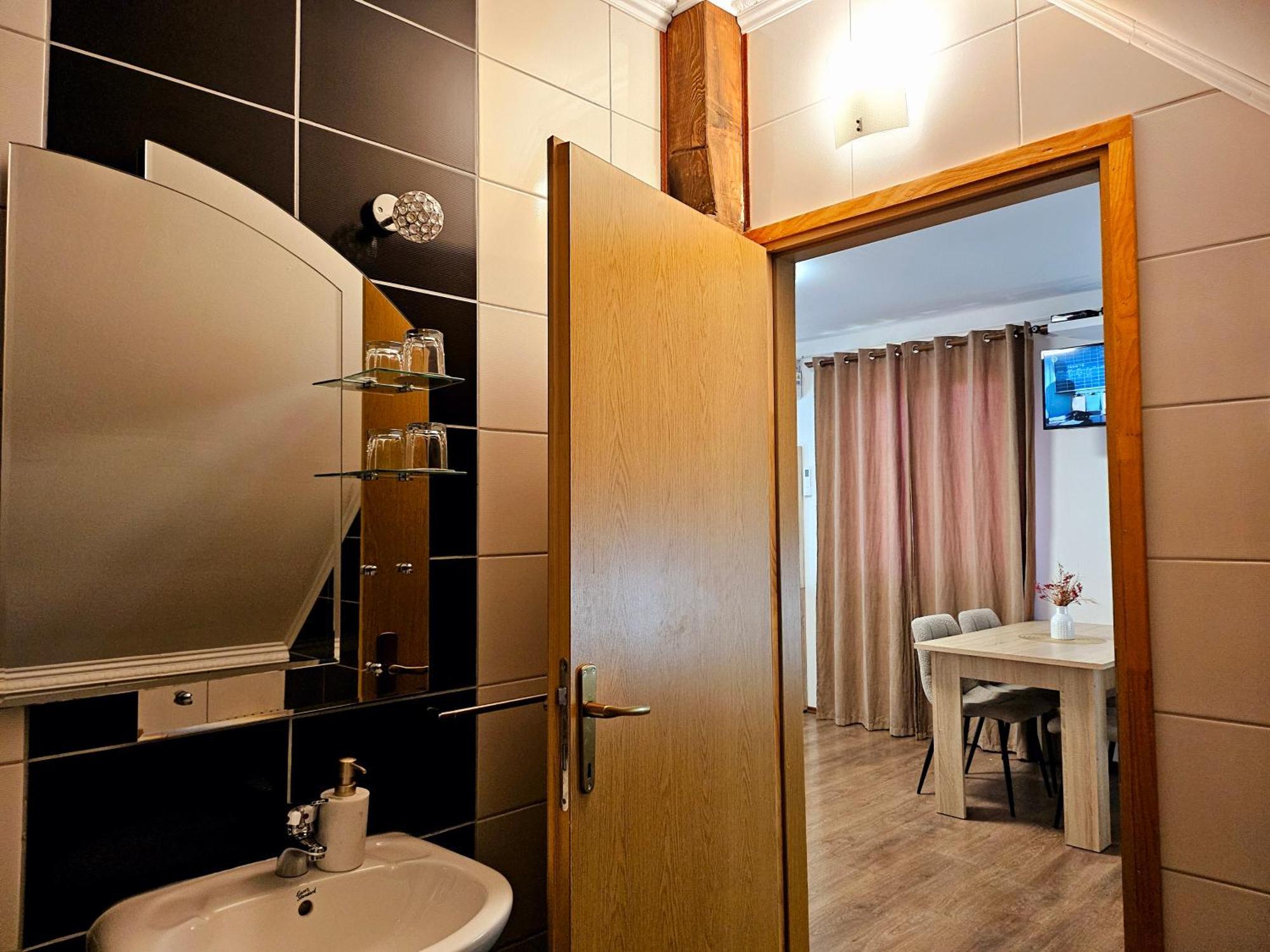 Guest House Lisina Poljanak Bagian luar foto