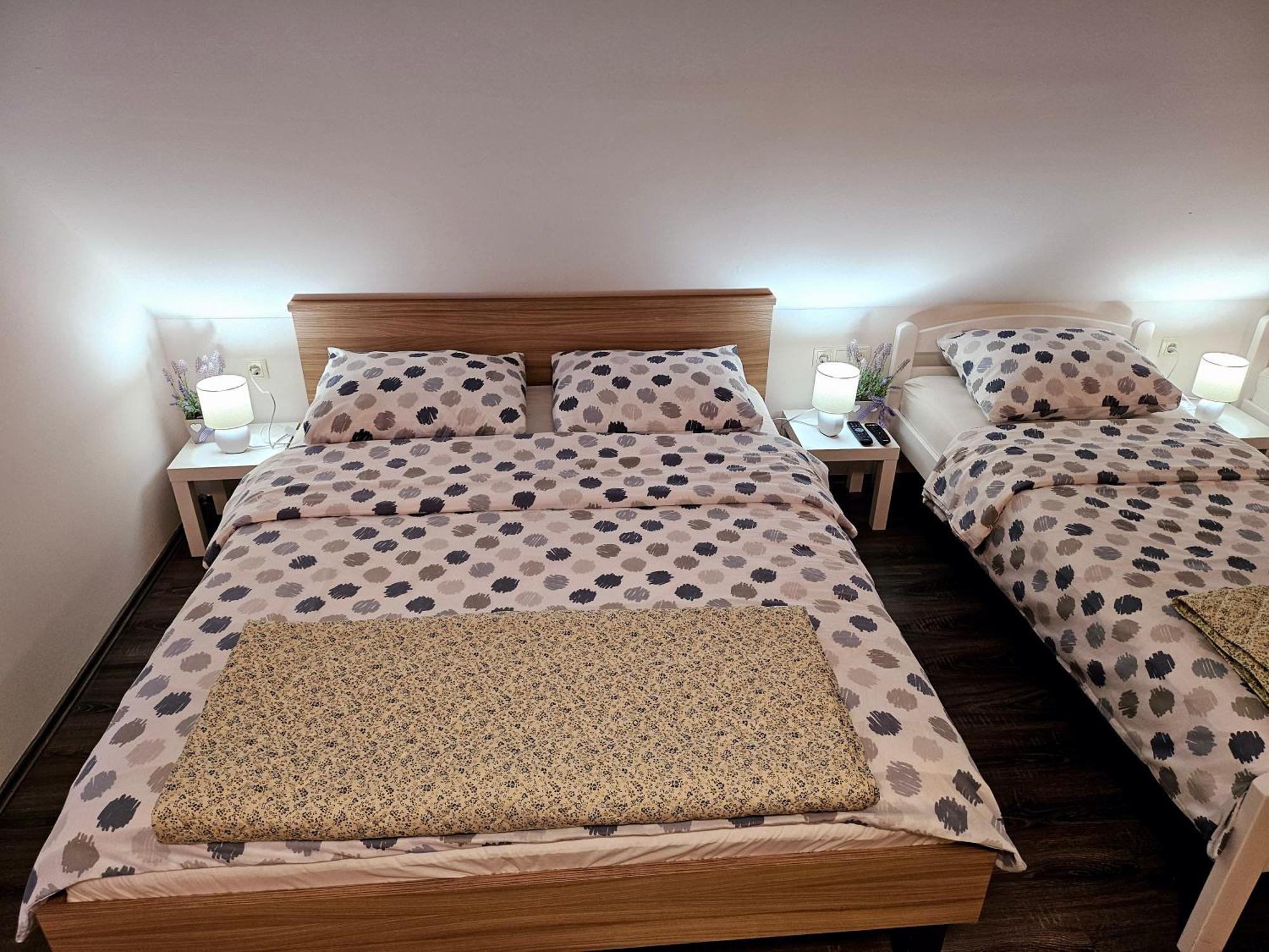 Guest House Lisina Poljanak Bagian luar foto